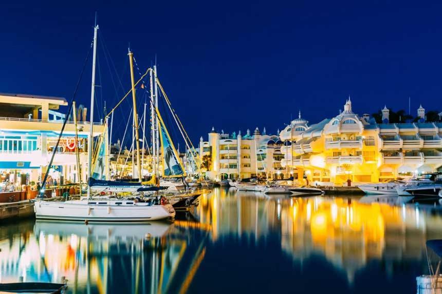 Suite Ron In Marina 2 People Puerto Deportivo 贝纳尔马德纳 外观 照片